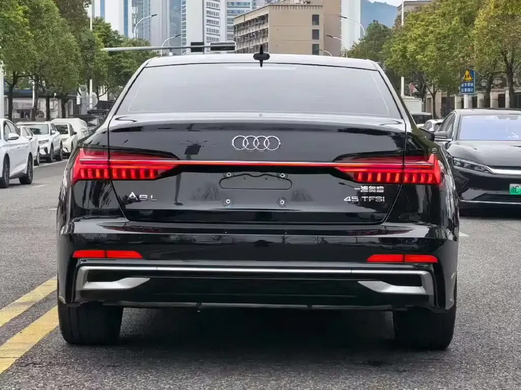 Audi A6L — фото 4