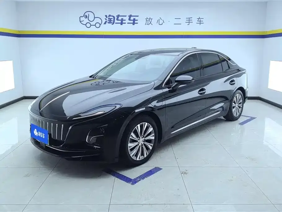 Hongqi E-QM5 — фото 1
