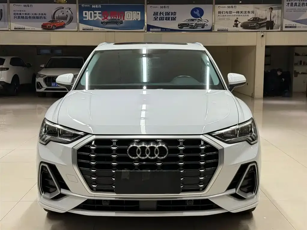 Audi Q3 2022 из CN, фото 2