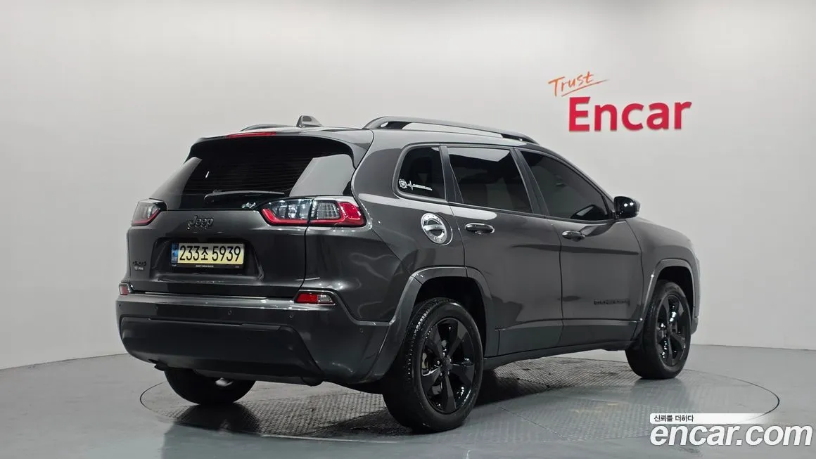 Jeep Cherokee 2021 из KR, фото 2
