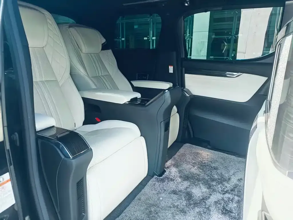 Lexus LM 2021 из CN, фото 3