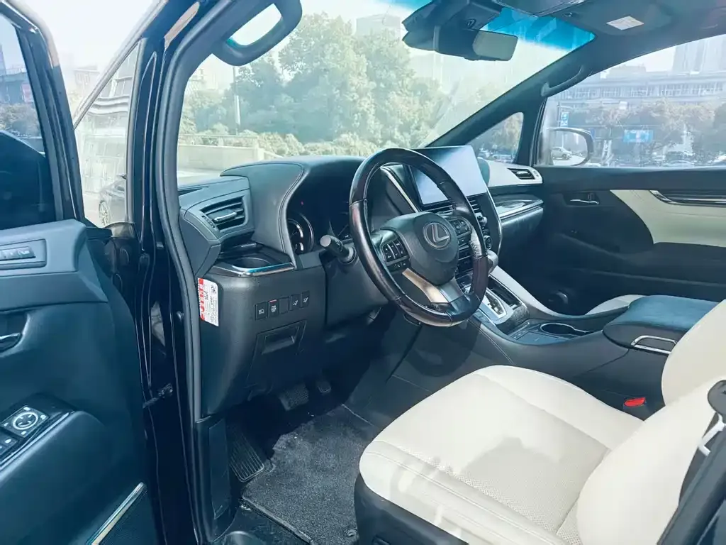 Lexus LM 2021 из CN, фото 8