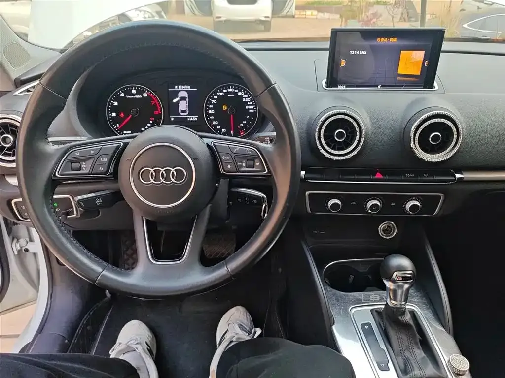 Audi A3 — фото 6