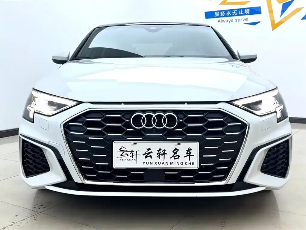 Audi A3 2024 из CN, фото 10