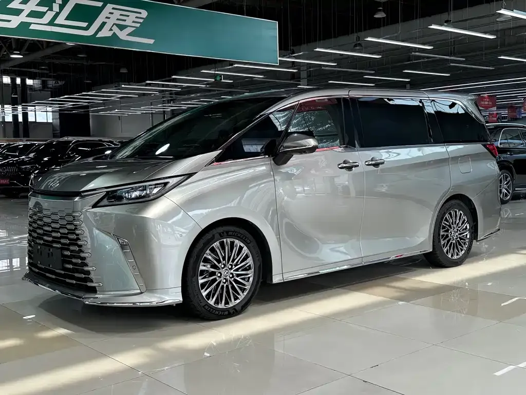 Lexus LM 2024 из CN, фото 1