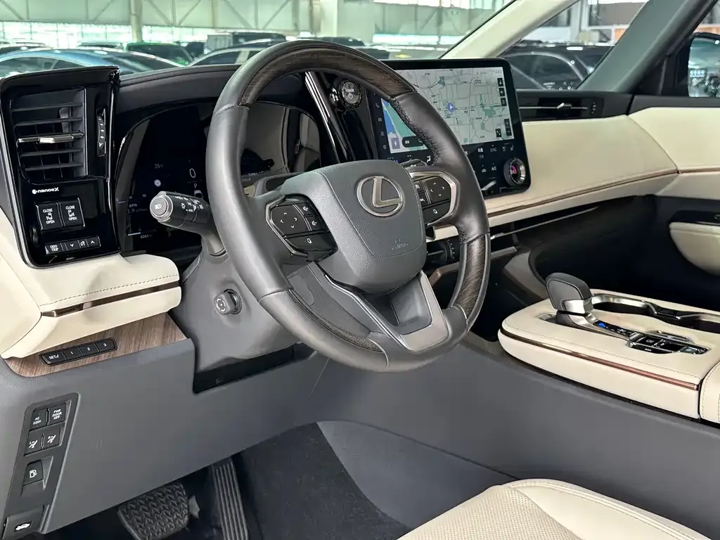 Lexus LM 2024 из CN, фото 10