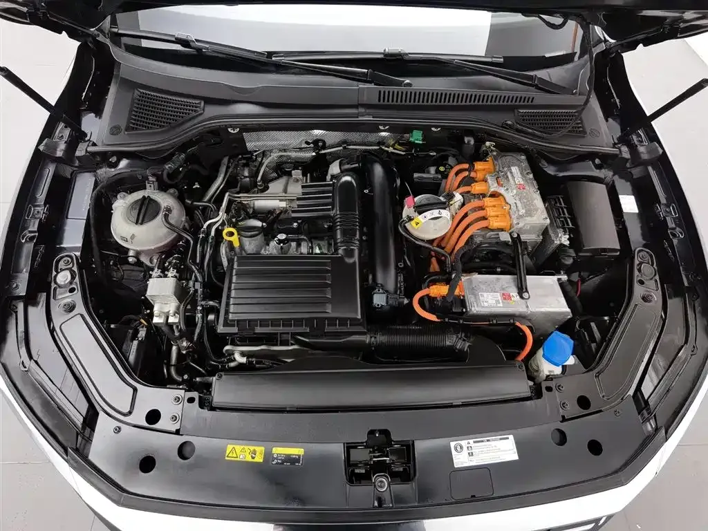 Volkswagen Passat New Energy 2021 из CN, фото 10