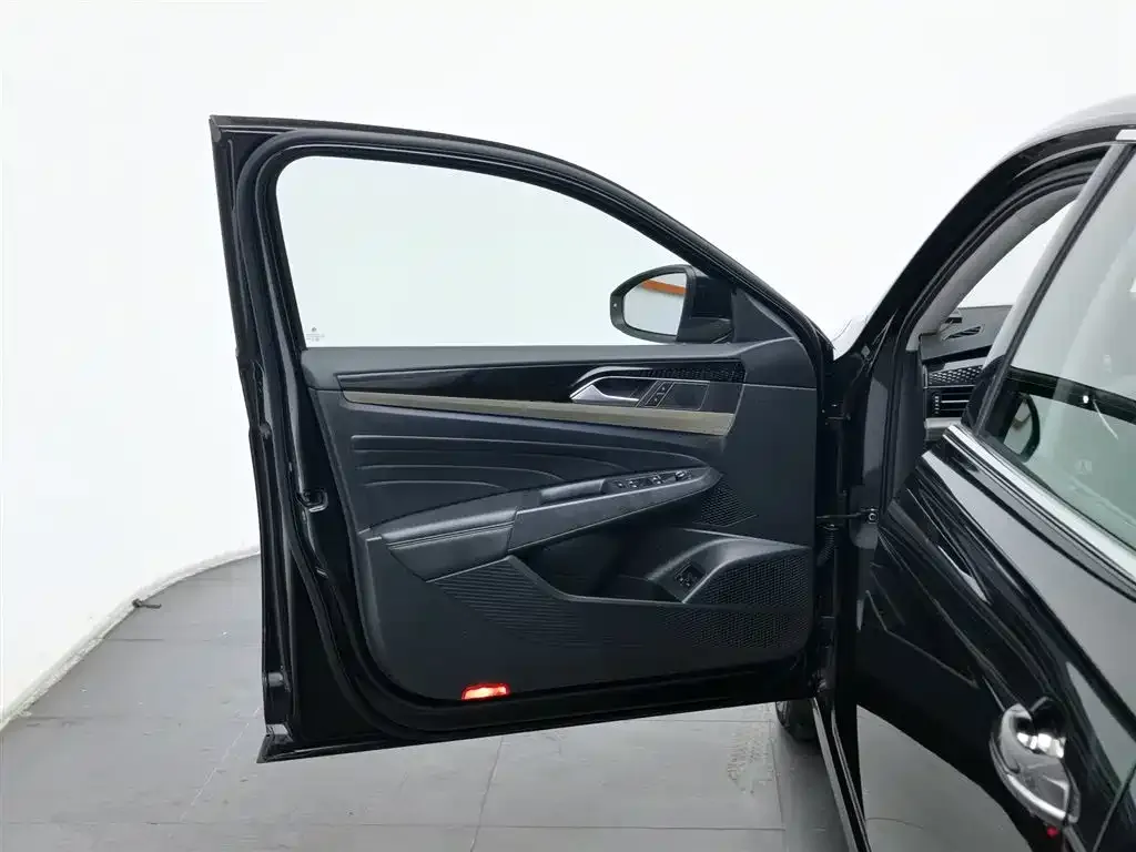 Volkswagen Passat New Energy 2021 из CN, фото 6