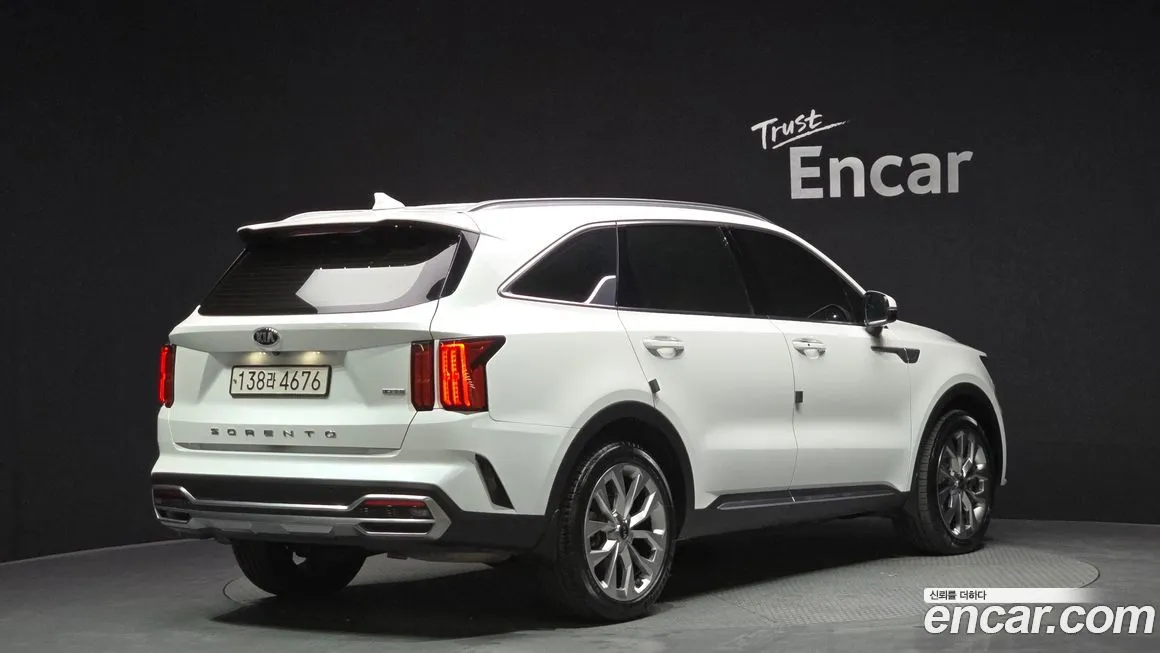 Kia Sorento — фото 4