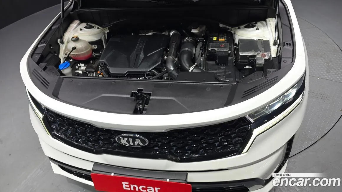 Kia Sorento — фото 8
