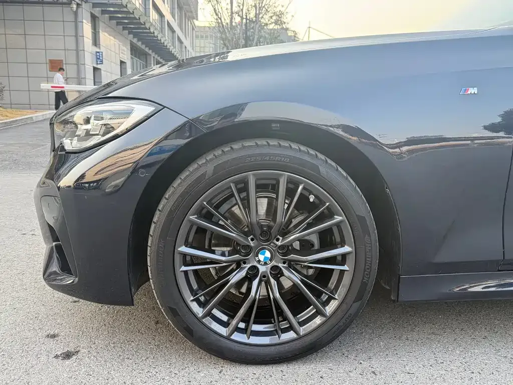 BMW 3 Series 2021 из CN, фото 6