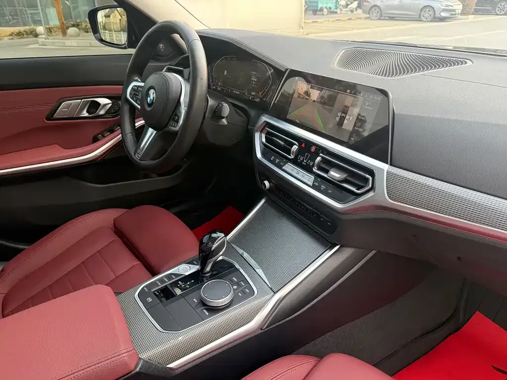 BMW 3 Series 2021 из CN, фото 9