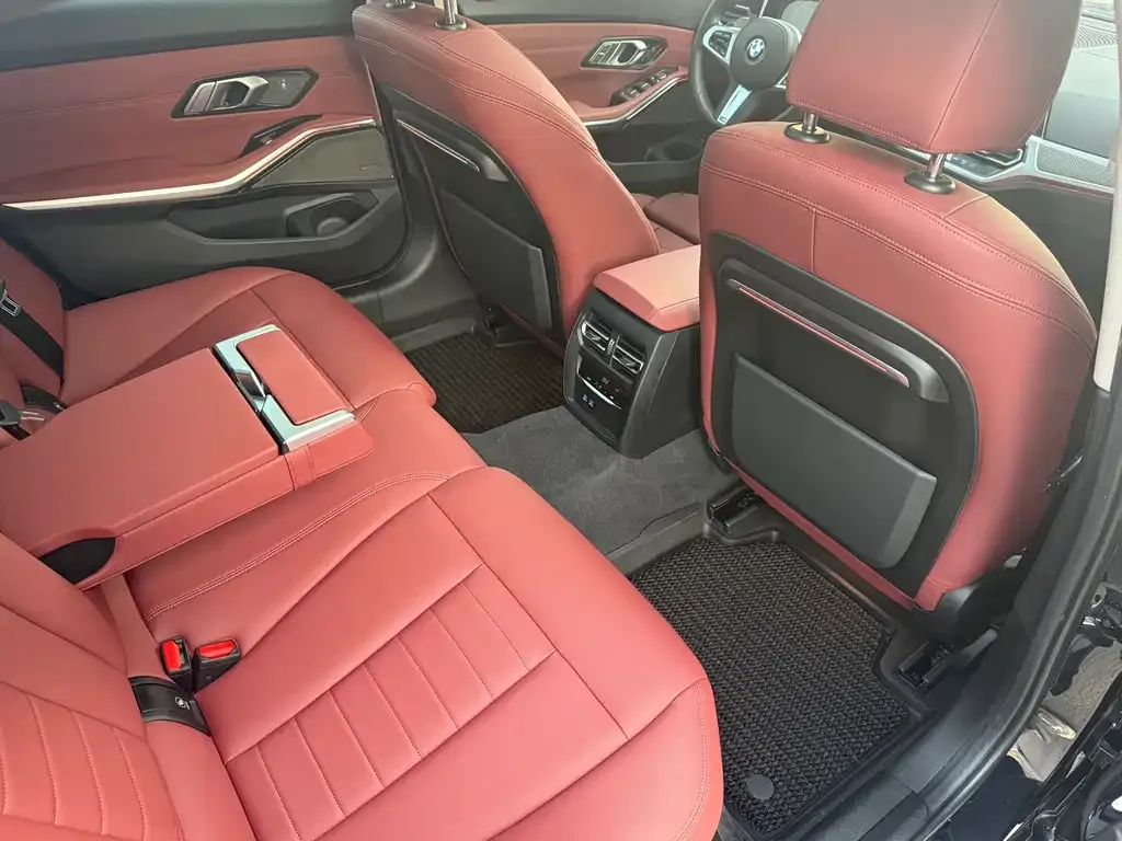 BMW 3 Series 2021 из CN, фото 4