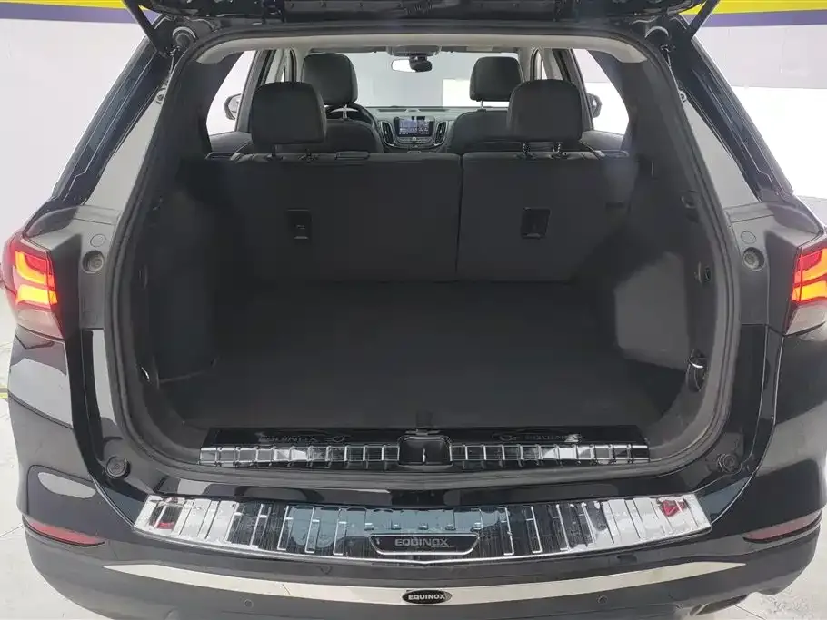 Chevrolet Equinox 2022 из CN, фото 2