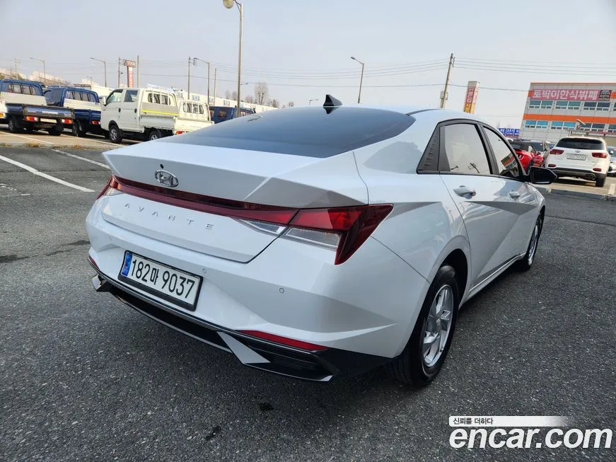 Hyundai AVANTE — фото 7