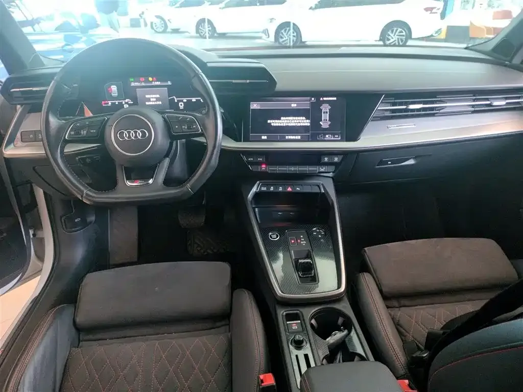 Audi A3 2022 из CN, фото 10