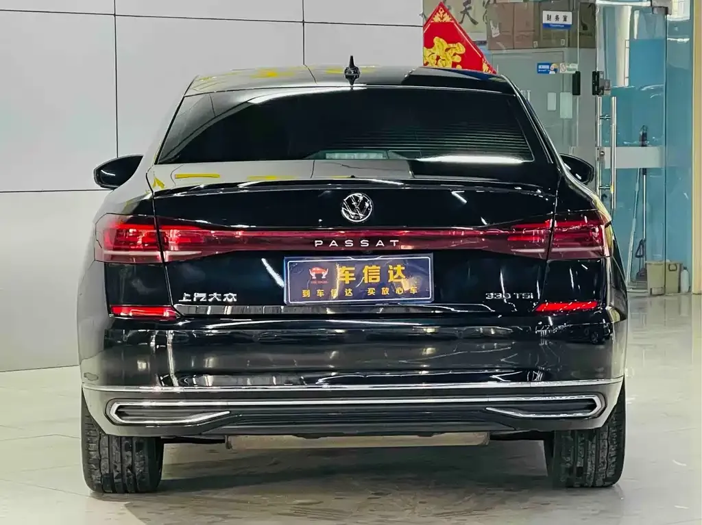 Volkswagen Passat 2023 из CN, фото 3