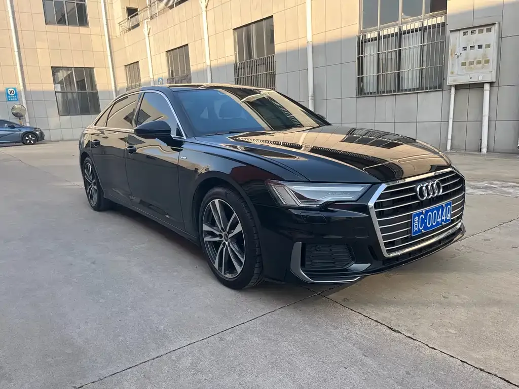 Audi A6L — фото 6