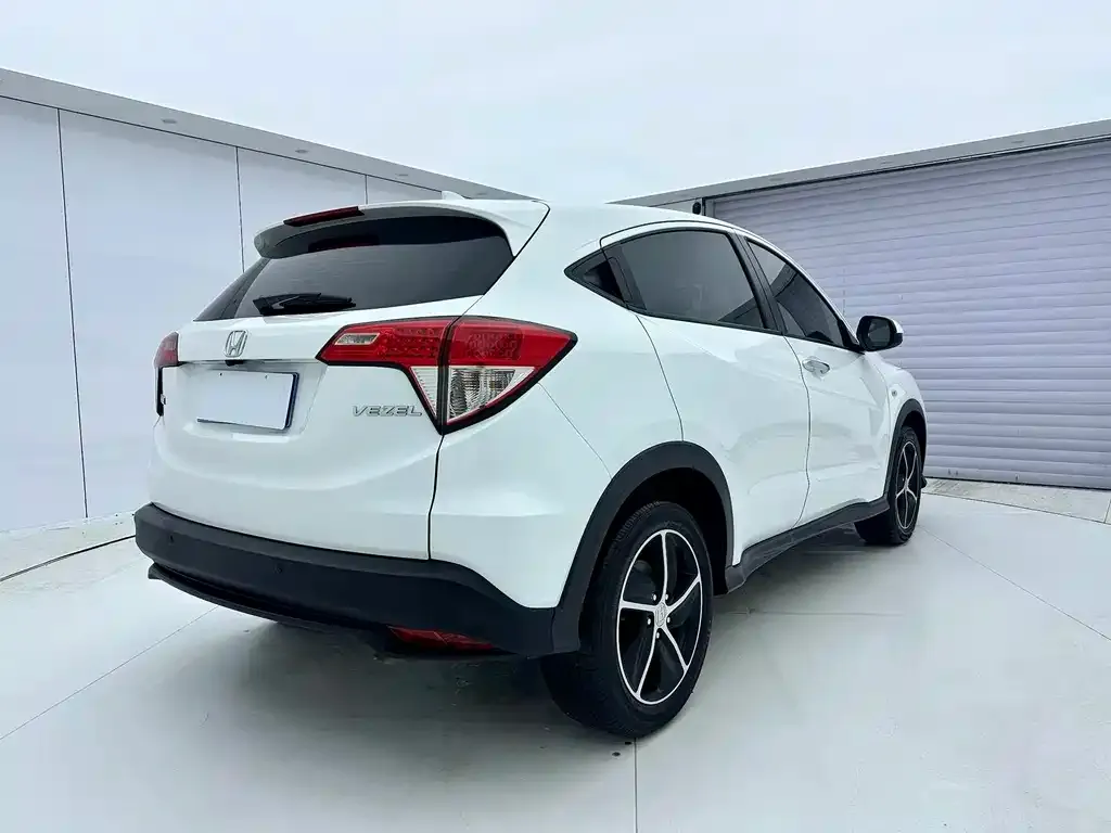 Honda Vezel 2021 из CN, фото 8