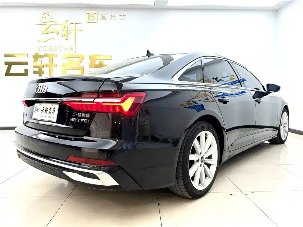 Audi A6L — фото 2