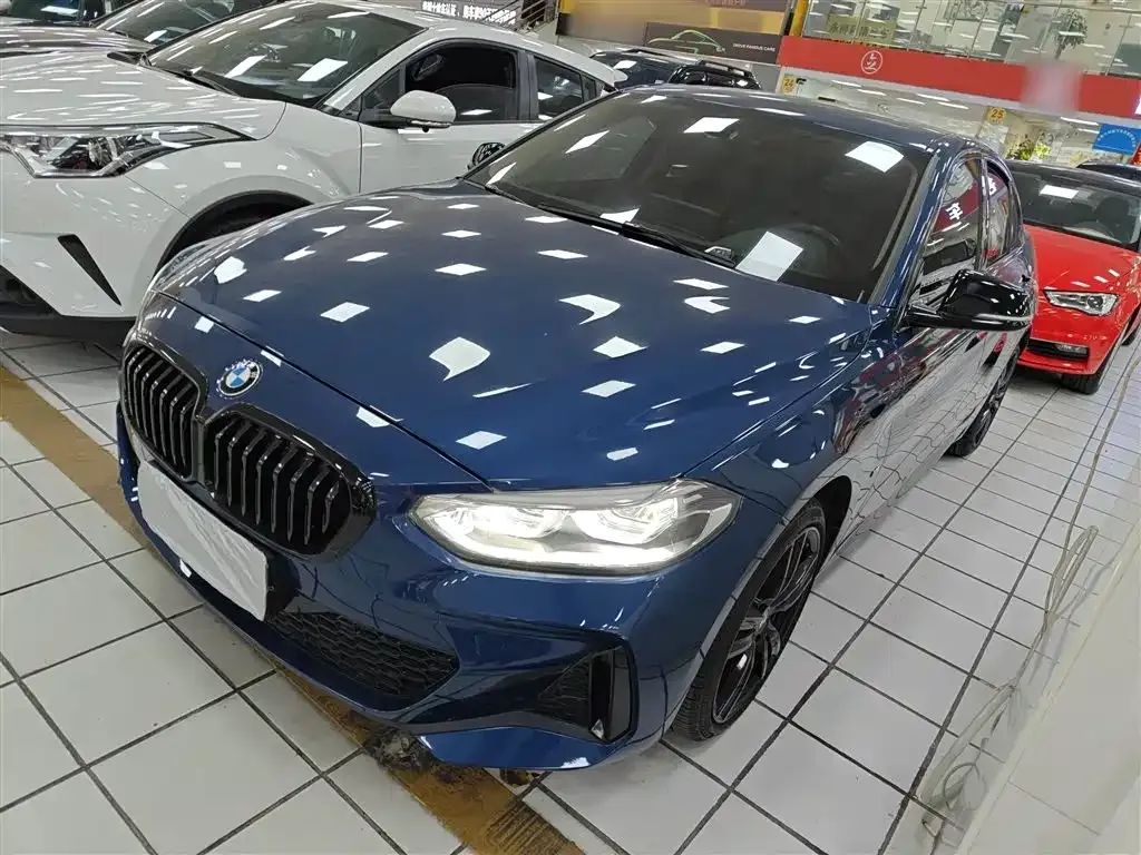 BMW 1 Series 2022 из CN, фото 1