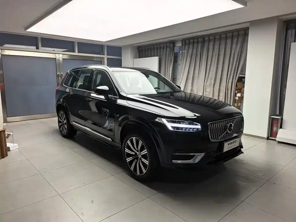 Volvo XC90 2024 из CN, фото 8