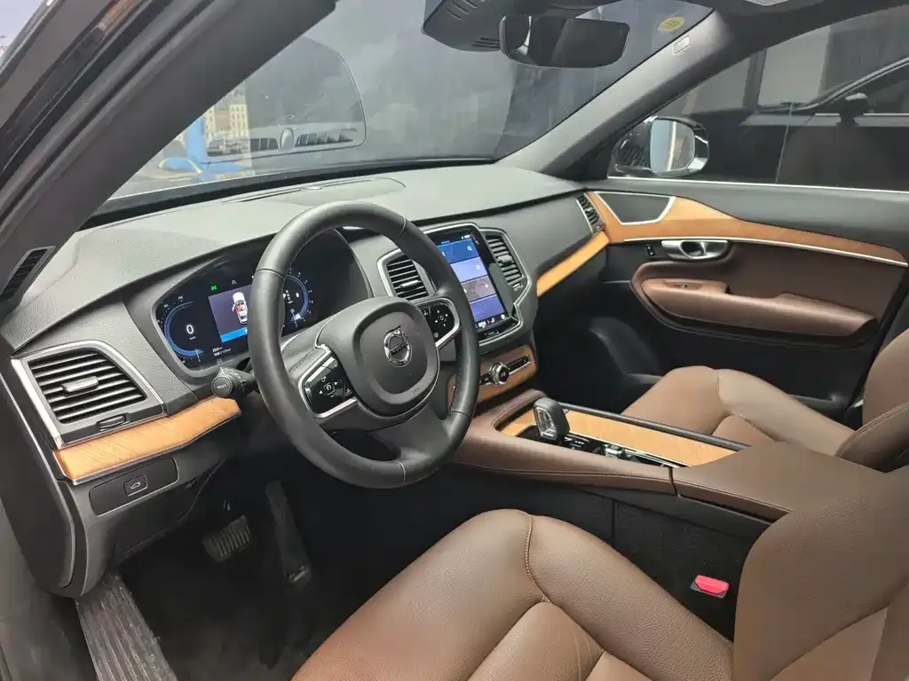 Volvo XC90 2024 из CN, фото 9