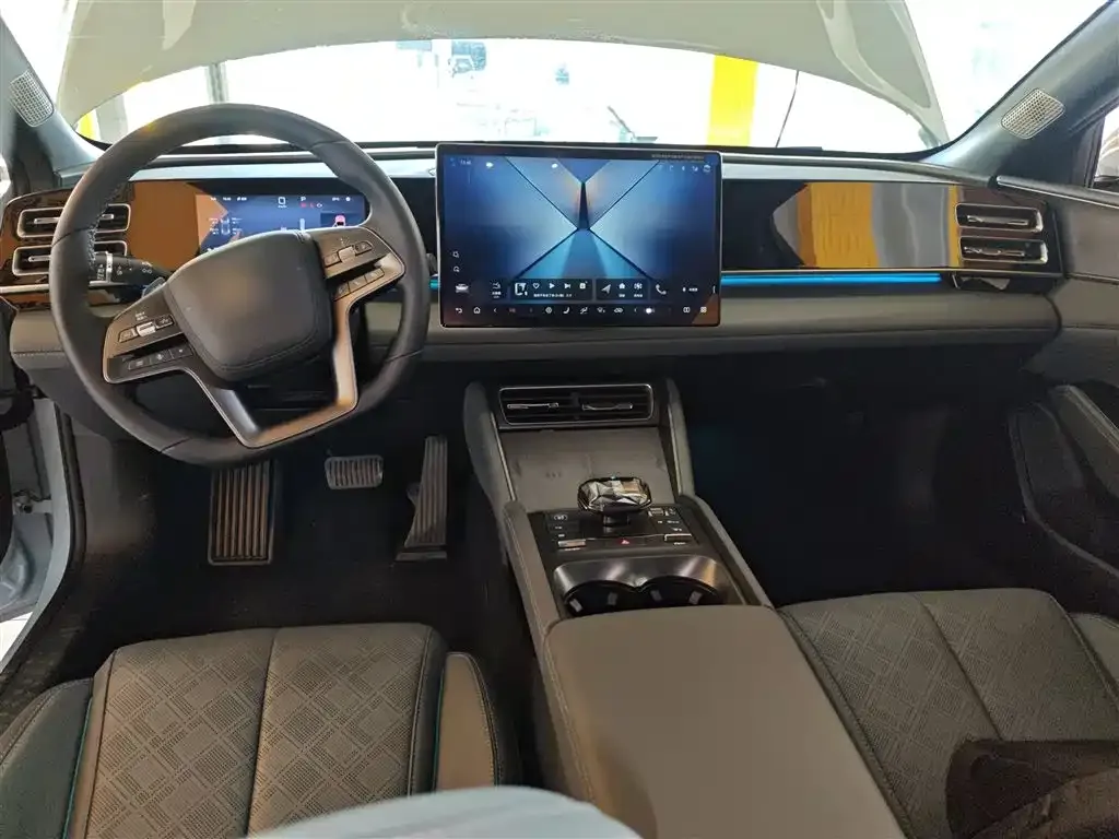 BYD Qin L 2025 из CN, фото 3