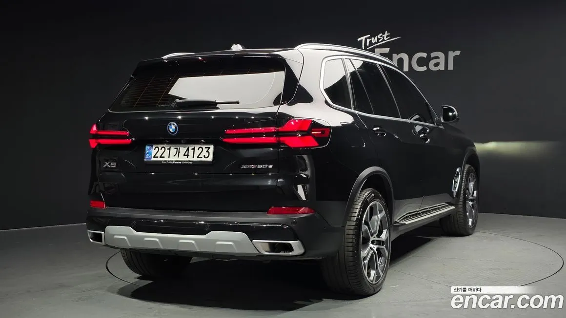 BMW X5 2025 из KR, фото 2