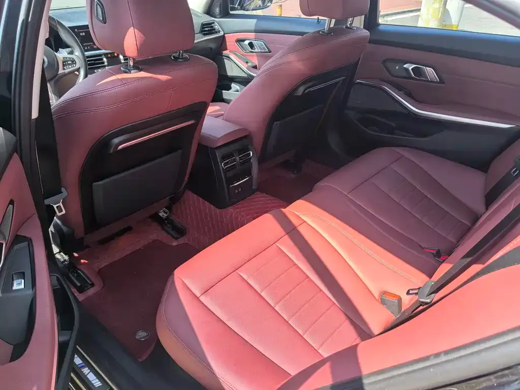 BMW 3 Series 2021 из CN, фото 4