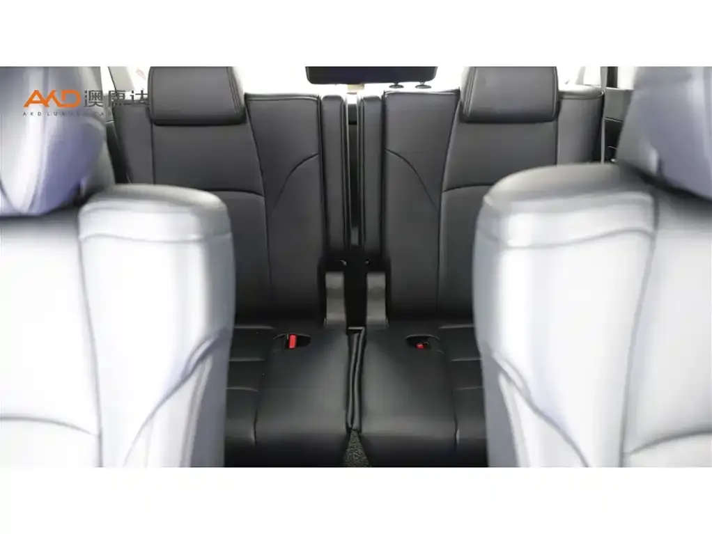 Toyota Vellfire — фото 7