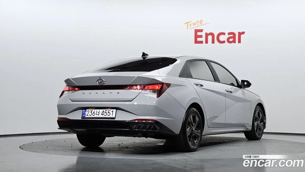 Hyundai AVANTE 2021 из KR, фото 3
