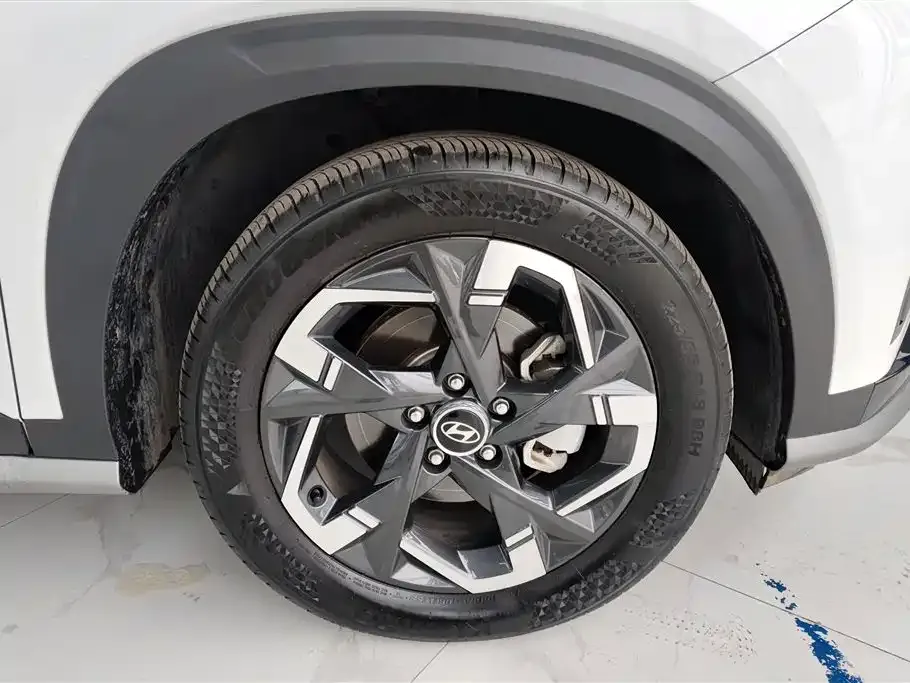 Hyundai ix35 2023 из CN, фото 4