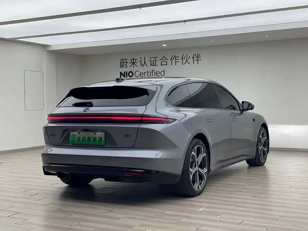 NIO ET5T — фото 9