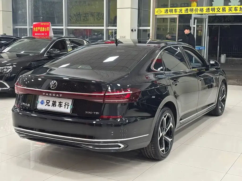 Volkswagen Passat 2023 из CN, фото 6