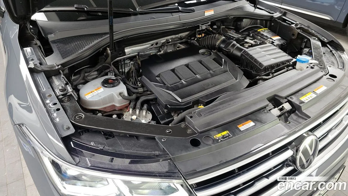 Volkswagen Tiguan — фото 9