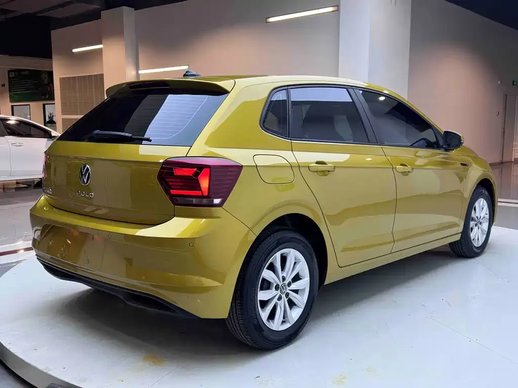Volkswagen Polo 2023 из CN, фото 8