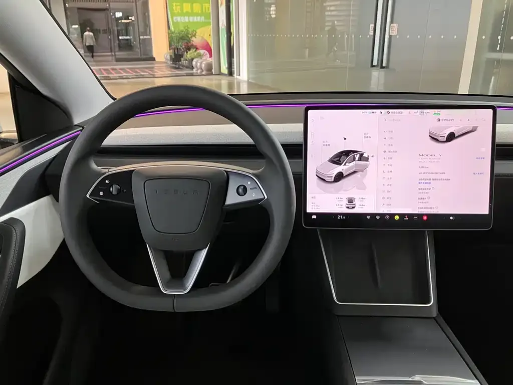 Tesla Model Y 2025 из CN, фото 3