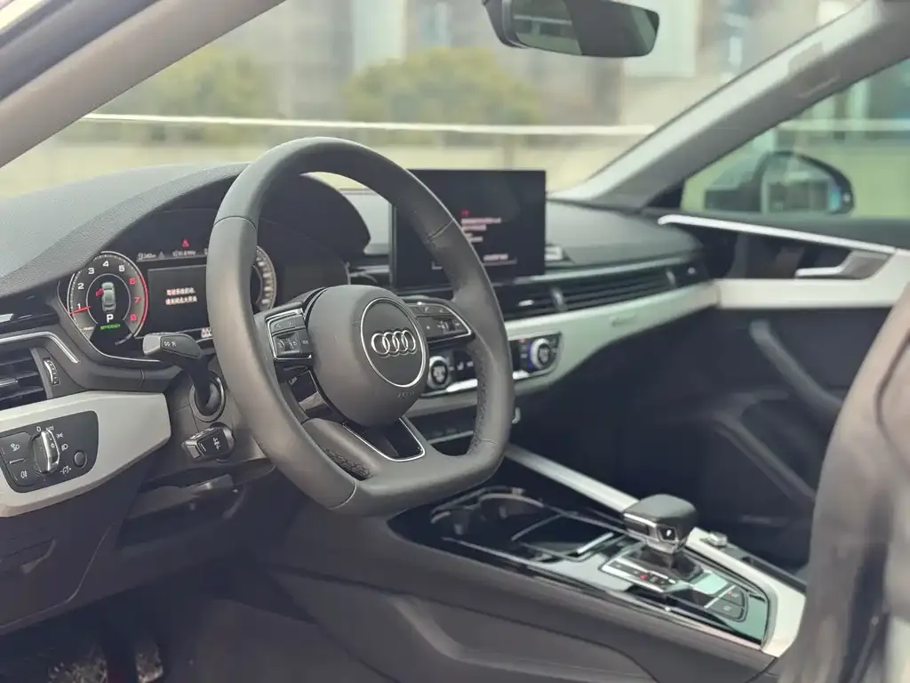 Audi A5 (Import) 2023 из CN, фото 2