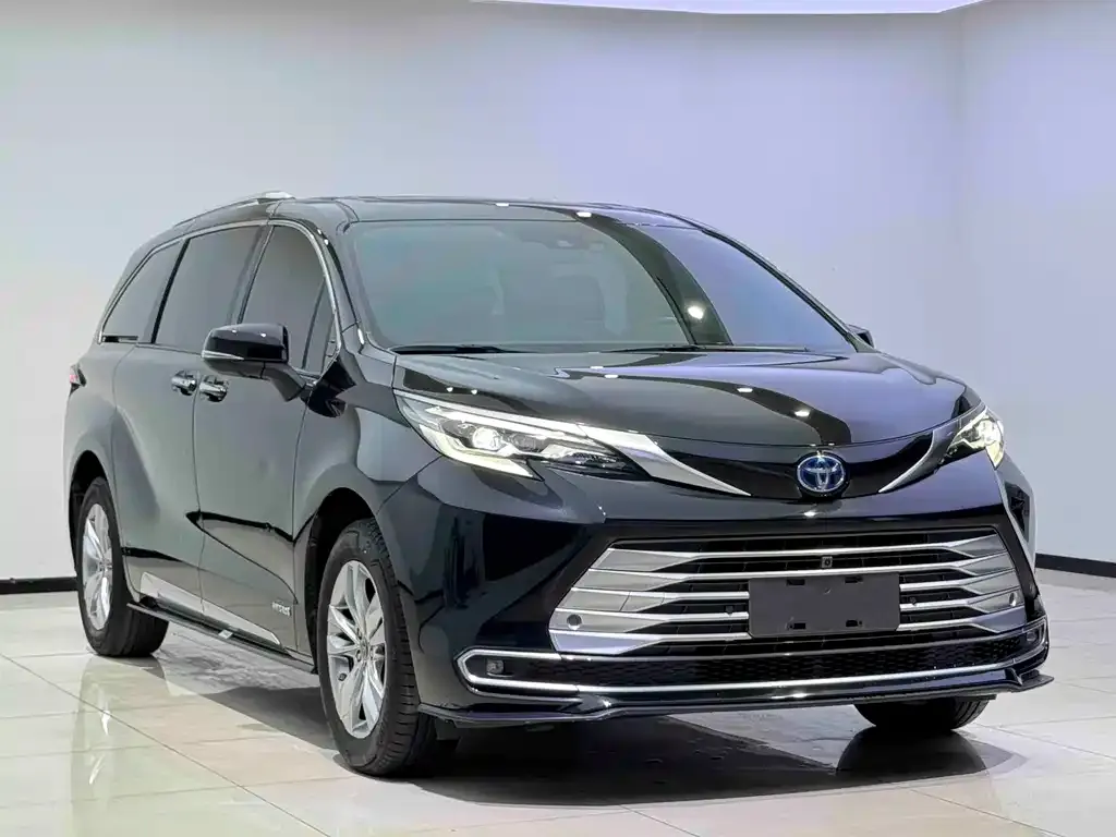 Toyota Sienna 2022 из CN, фото 6