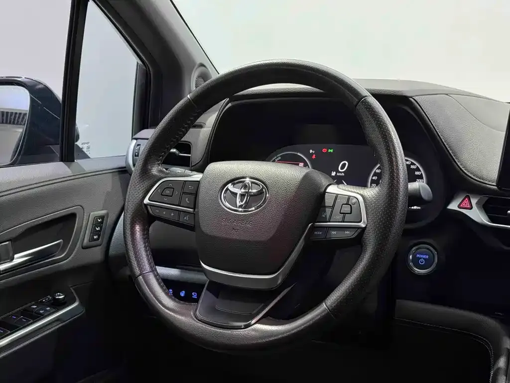 Toyota Sienna 2022 из CN, фото 7
