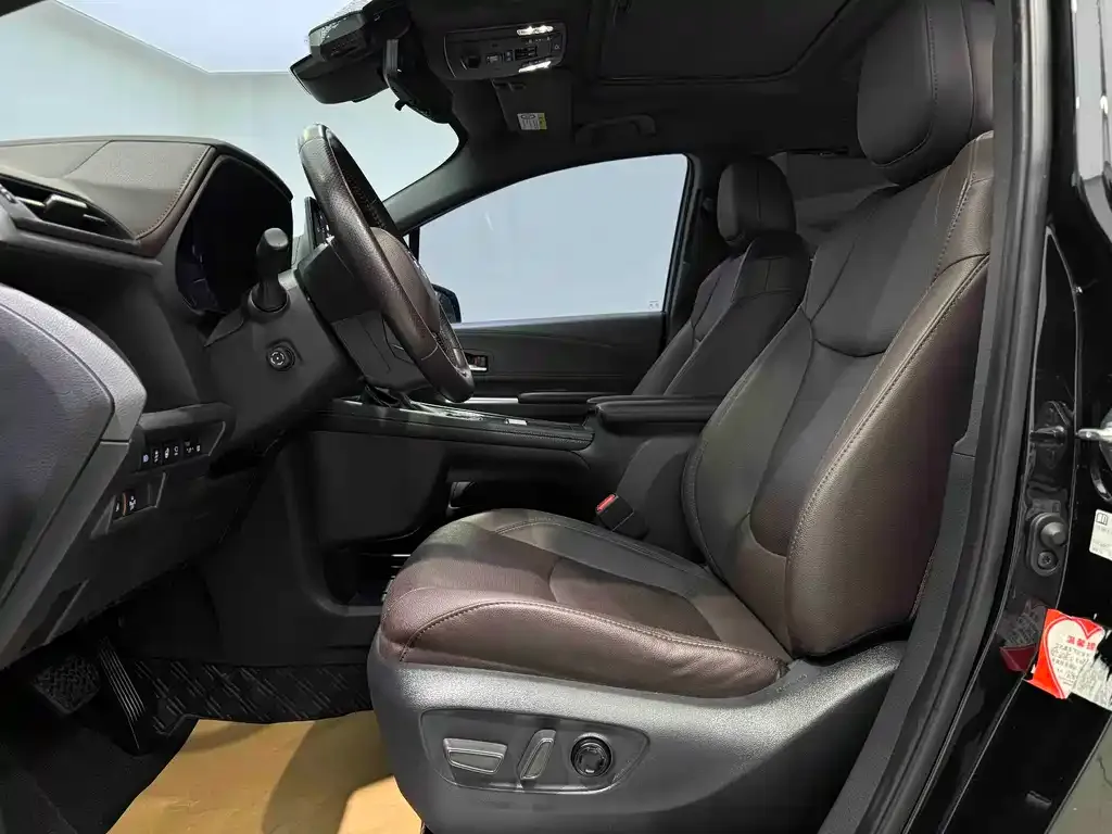 Toyota Sienna 2022 из CN, фото 9