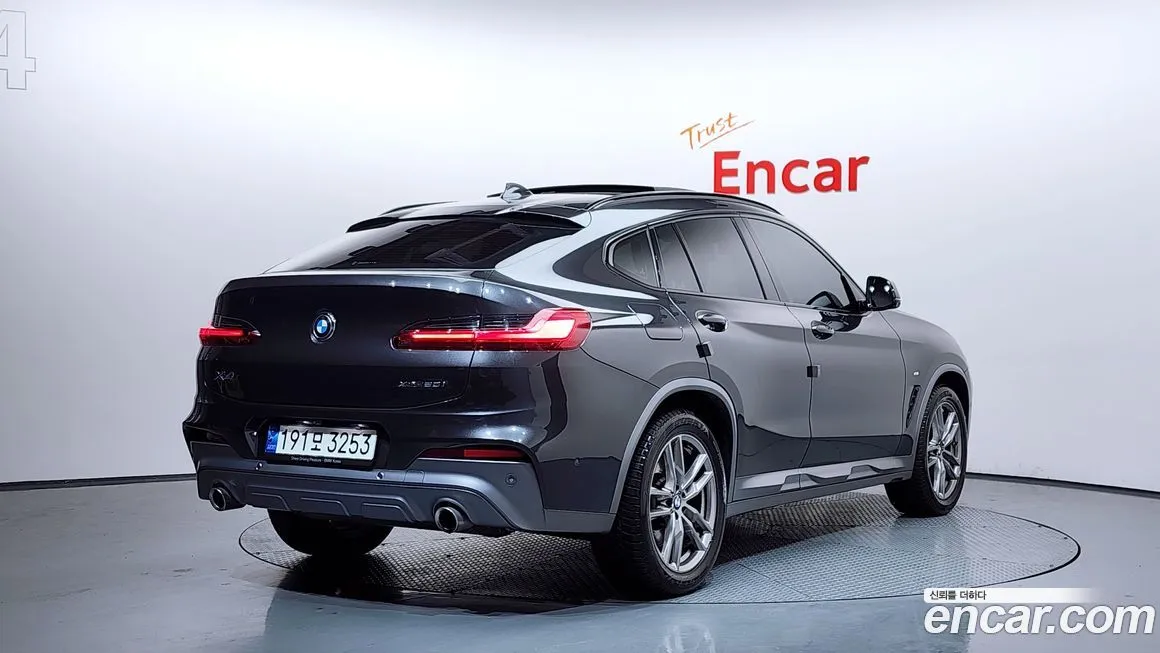 BMW X4 — фото 2