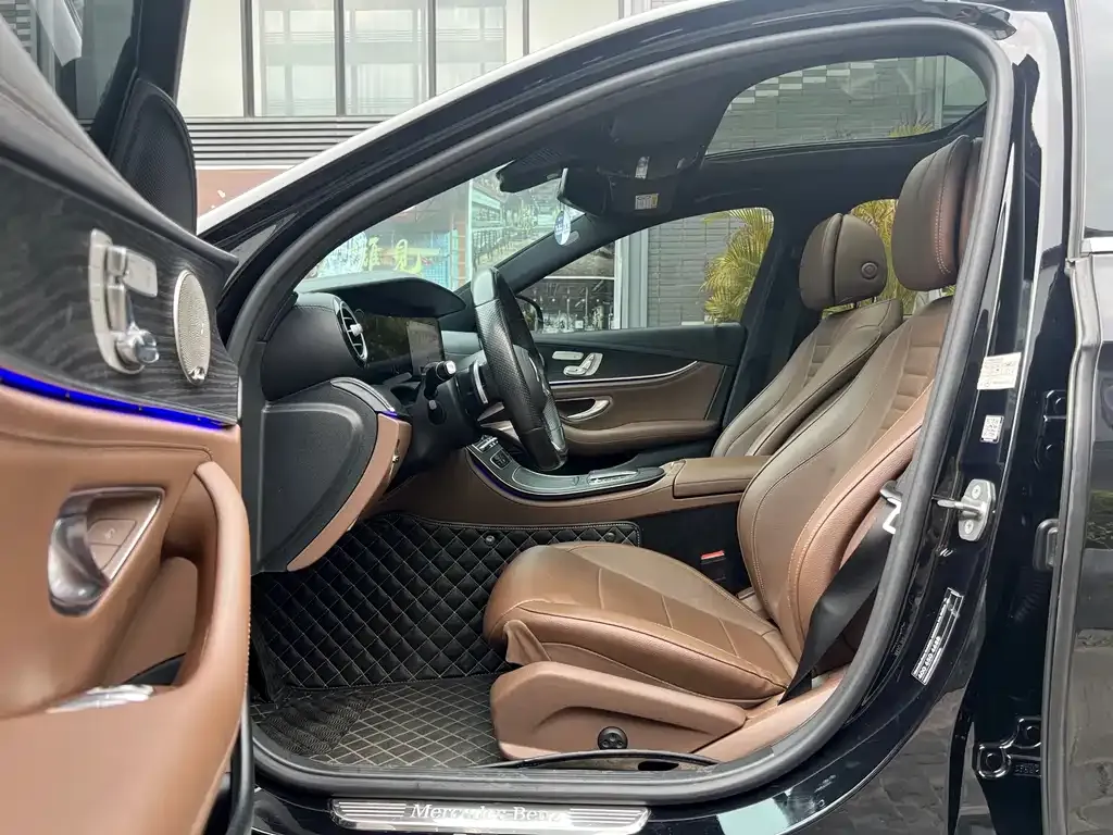 Mercedes-Benz E-Class 2022 из CN, фото 4