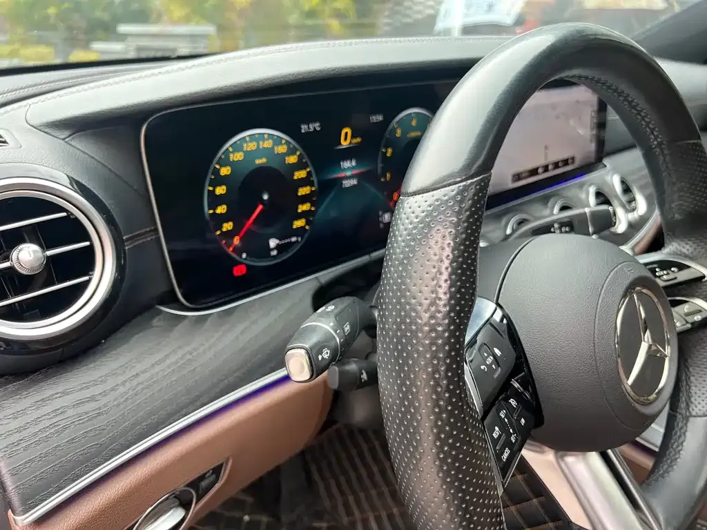 Mercedes-Benz E-Class 2022 из CN, фото 10