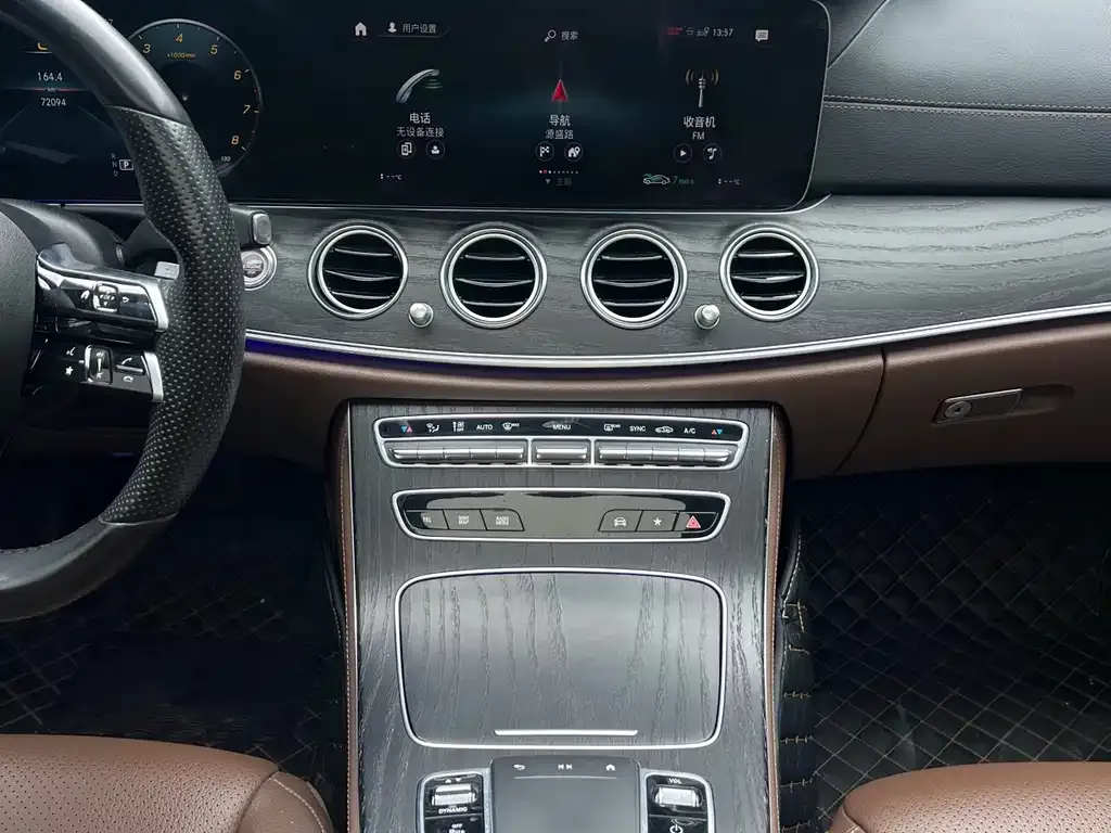 Mercedes-Benz E-Class 2022 из CN, фото 6