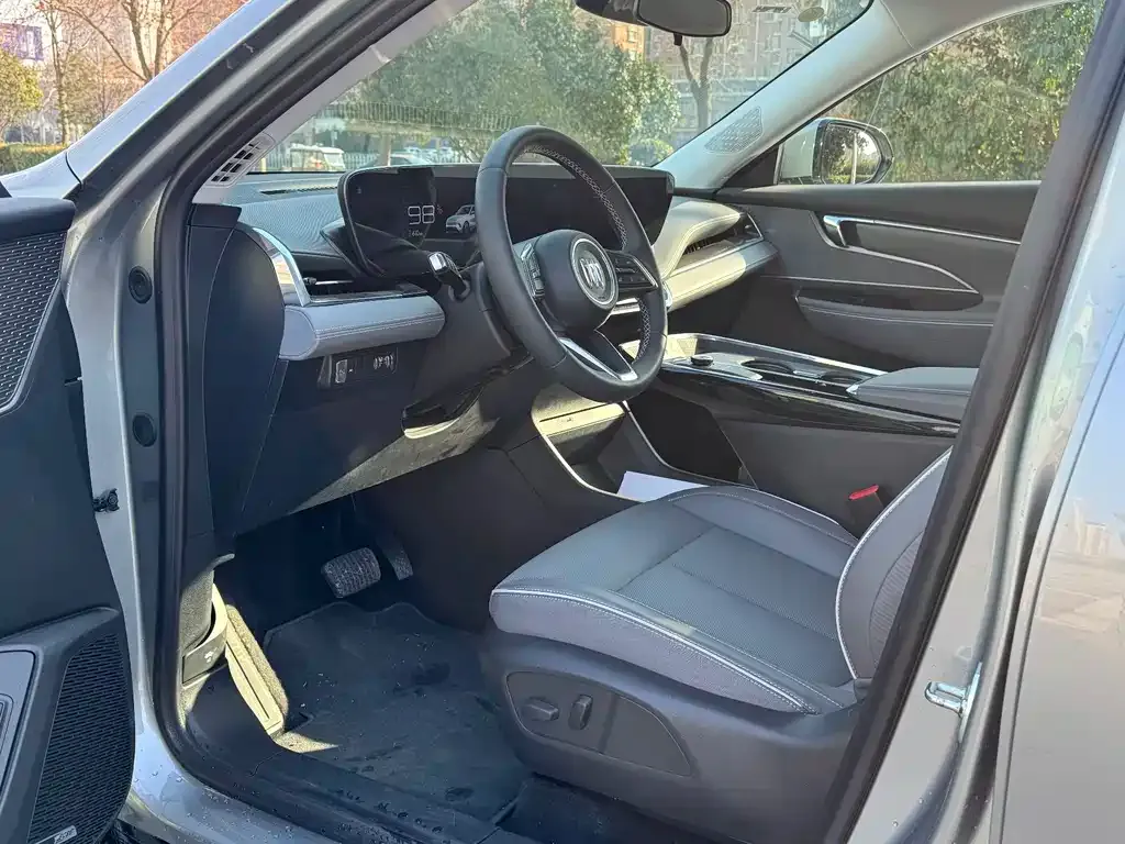 Buick E5 2025 из CN, фото 3