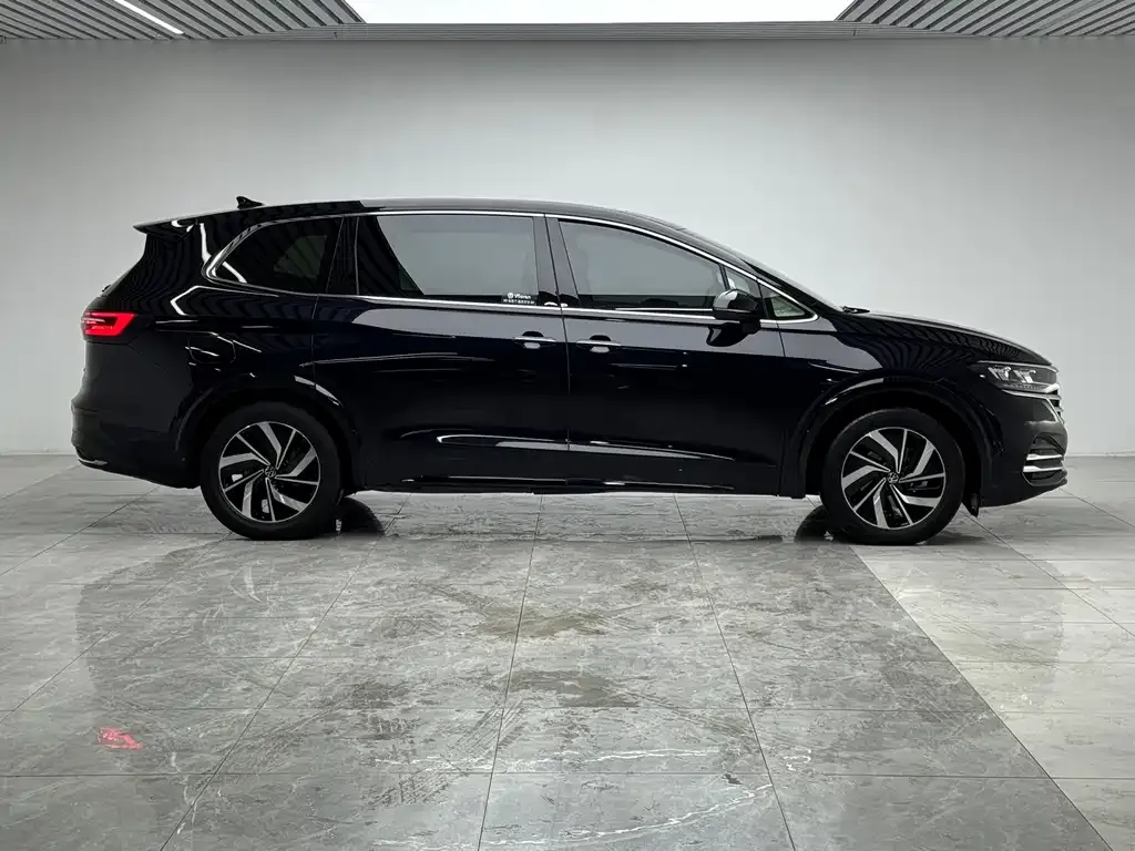 Volkswagen Viloran 2022 из CN, фото 8