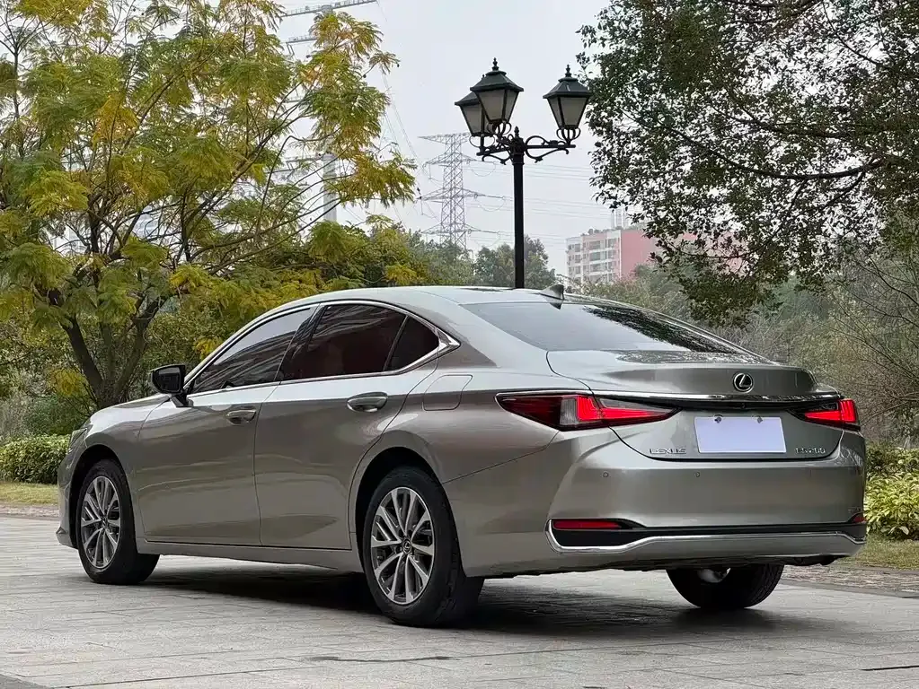Lexus ES 2024 из CN, фото 10