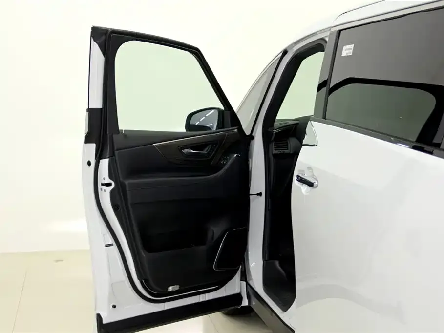 Toyota Vellfire 2025 из CN, фото 8